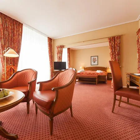 Hotel Altes Gymnasium Husum (Schleswig-Holstein)