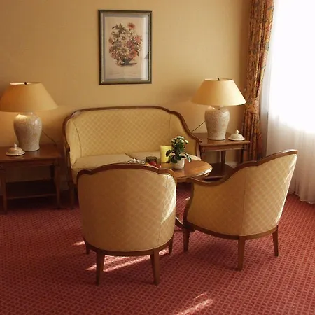 Hotel Altes Gymnasium Husum (Schleswig-Holstein)