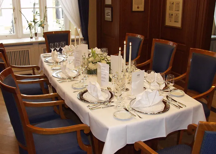 מלון Altes Gymnasium 5*