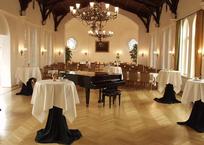 Altes Gymnasium מלון הוסום