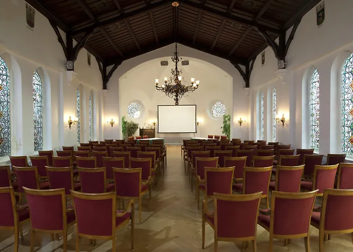 Altes Gymnasium מלון 5*