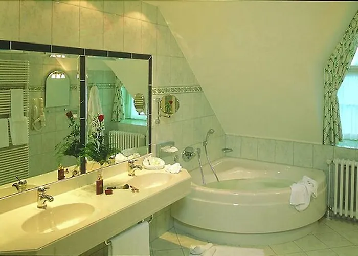 Hotel Altes Gymnasium Husum (Schleswig-Holstein)